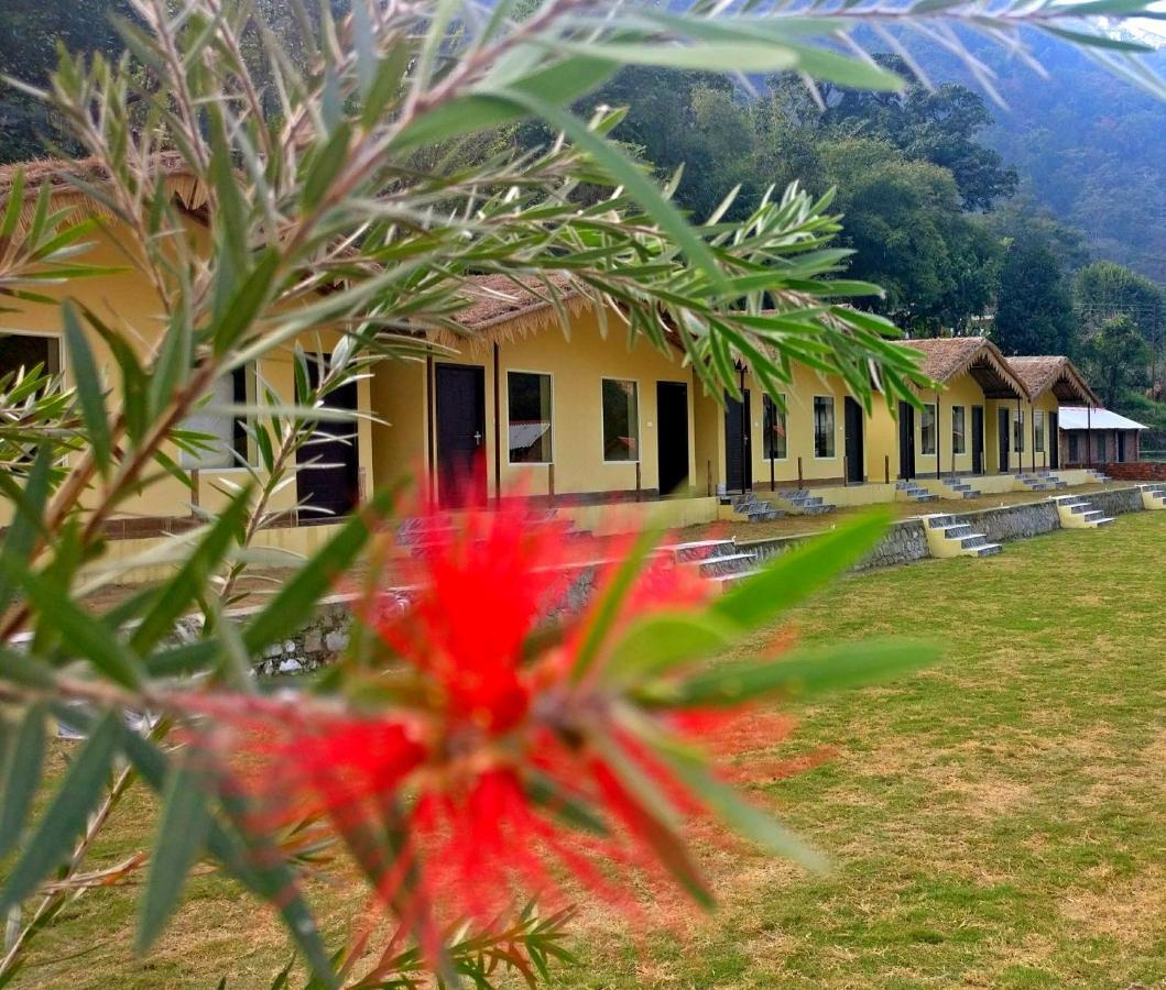 Nakshtra Resort Birbhaddar Dış mekan fotoğraf